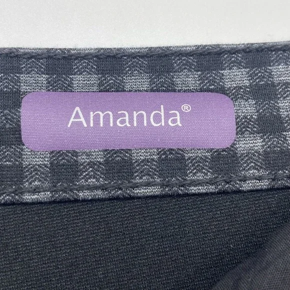 Gloria Vanderbilt Amanda Ponte Jean Pants Women’s 16 Plaid Check Black Gray - Picture 4 of 12